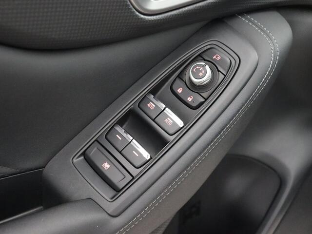 Subaru FORESTER 2.0i e-BOXER Premium AWD (Pano / 360 Cam / ACC / Elektrische stoelen + achterklep)