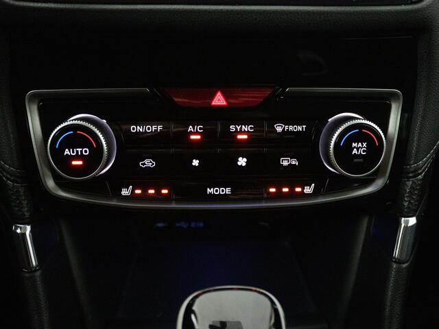 Subaru FORESTER 2.0i e-BOXER Luxury | 1870 kg Trekgewicht | Camera | Dodehoek Detector | Apple Carplay\Android Auto | Nederlandse Auto | NAP |