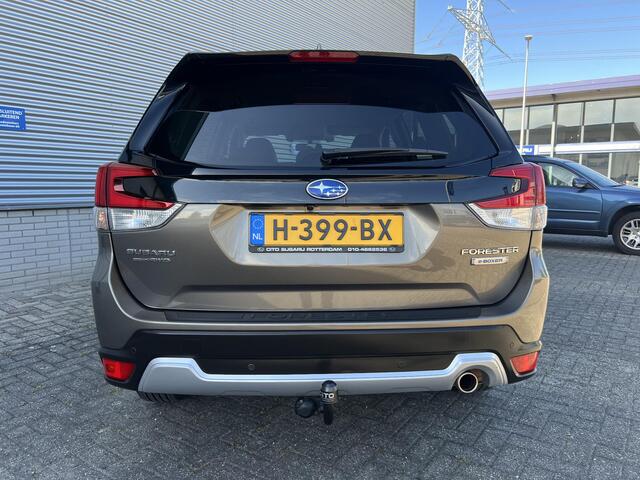 Subaru FORESTER 2.0i e-BOXER Premium Automaat | Apple Carplay & Android Auto | Cito Geleverd & Onderhouden | Trekhaak | Bruin Lederen Bekleding