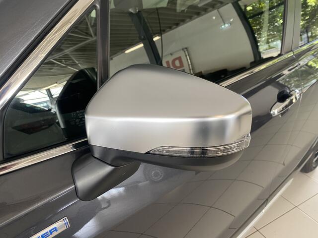 Subaru FORESTER 2.0i e-BOXER Luxury Trekhaak / Winterwielen / vol opties