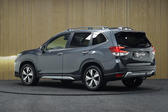 Subaru FORESTER 2.0i e-BOXER First Edition AWD | Elek. Glazen Panoramadak | Bruin Leder | Adaptive-cruise | Camera | Clima | Elek. Achterklep | Stoelverwarming V+A | Navigatie | Apple Carplay & Android Auto | Keyless | Dodehoekdetectie