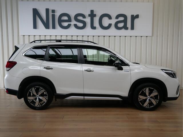 Subaru FORESTER 2.0i e-BOXER First Edition