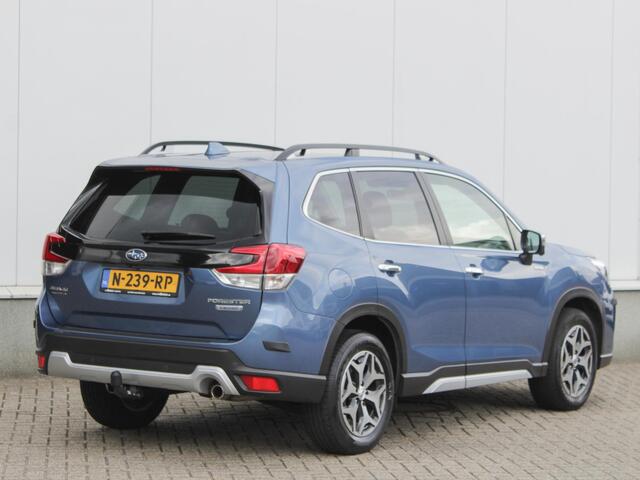 Subaru FORESTER 2.0i e-BOXER Luxury | Navi | Camera | Trekhaak