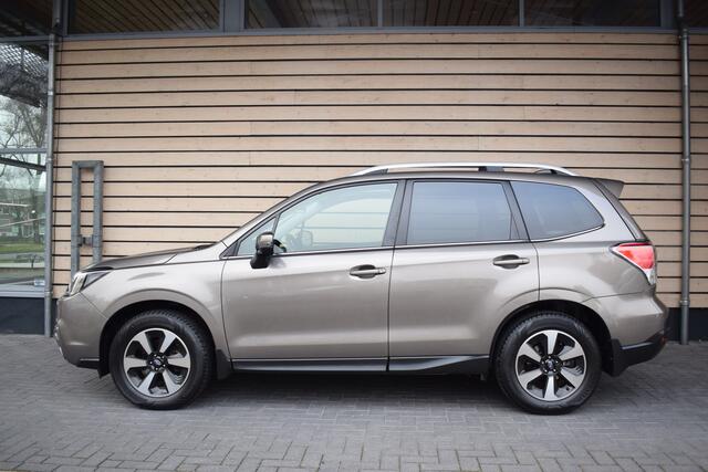 Subaru FORESTER 2.0 Premium - Eyesight - Trekhaak - Dealer onderhouden