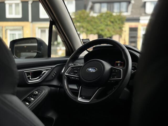 Subaru FORESTER 2.0i e-BOXER Comfort Automaat/Trekhaak/Parkeerhulp/Navi/Camera