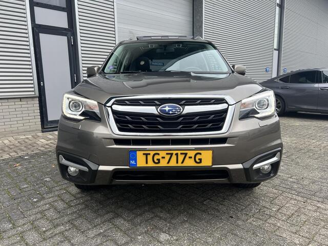 Subaru FORESTER 2.0 Luxury Plus Eyesight Automaat | Trekhaak | 17" LM Velgen | Climate Control | Elek. Schuif/Kantel Dak