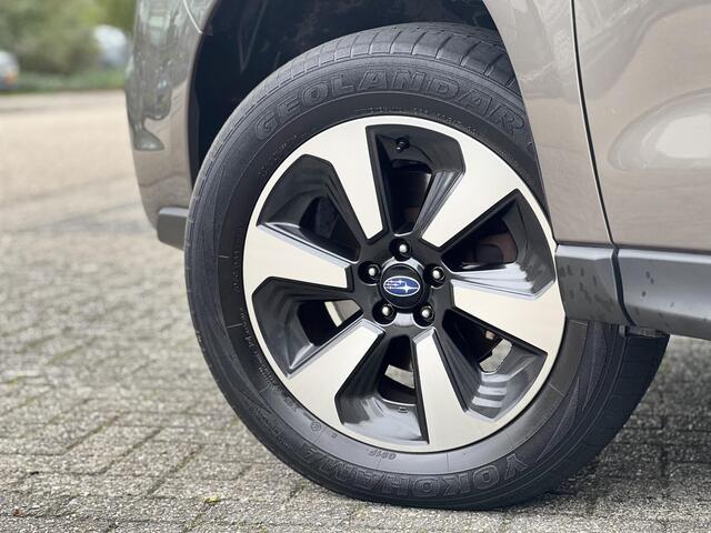 Subaru FORESTER 2.0 Luxury Plus Eyesight Automaat | Trekhaak | 17" LM Velgen | Climate Control | Elek. Schuif/Kantel Dak