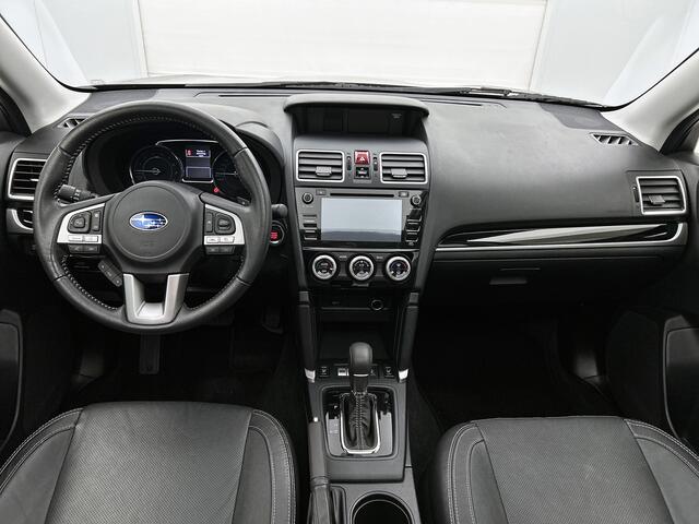 Subaru FORESTER 2.0 AWD Premium | Schuif-/kanteldak | Trekhaak | Automaat | 2000kg Trekgewicht |