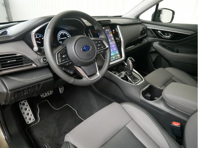 Subaru OUTBACK 2.5i Field met Navigatie / Apple Carplay en android auto