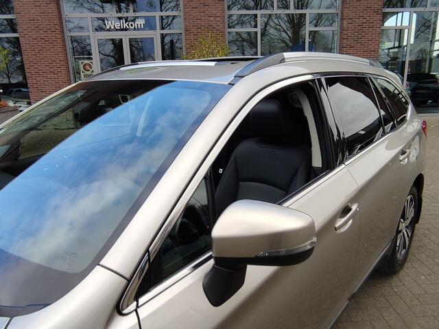 Subaru OUTBACK 2.5i Premium Afn.trekhaak - Incl LM. winterwielen - Leder - schuif/Kanteldak - NL auto