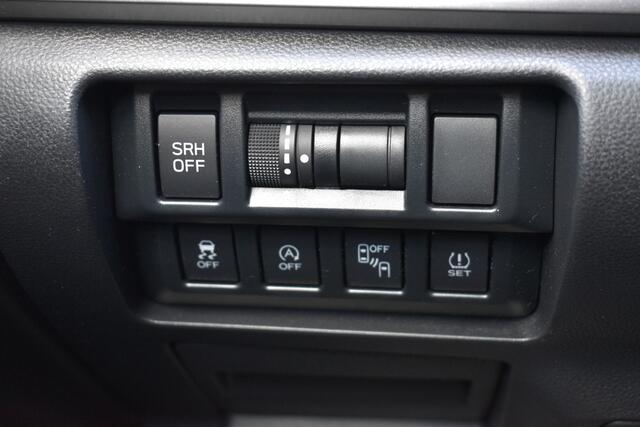 Subaru XV 1.6i Comfort | Trekhaak | Dealer onderhouden | Blis | Stoelverwarming |