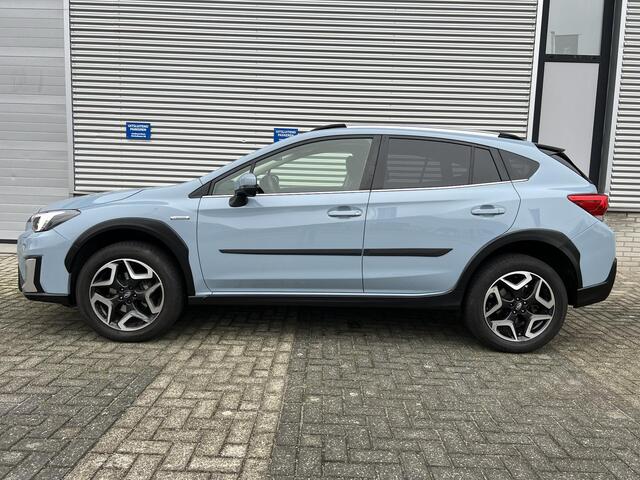 Subaru XV 2.0i e-BOXER Premium Automaat | Elek. Schuif/Kantel Dak | Apple Carplay & Android Auto | Climate Control