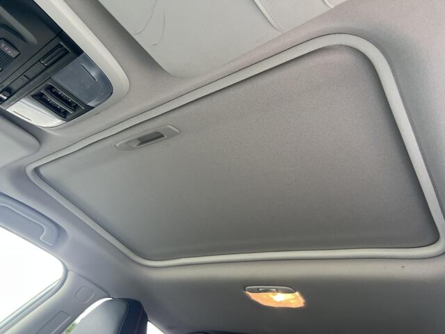 Subaru XV 2.0i e-BOXER Premium Automaat | Apple Carplay & Android Auto | Elek. Schuif/Kantel Dak | Climate Control | Lichtmetalen Velgen