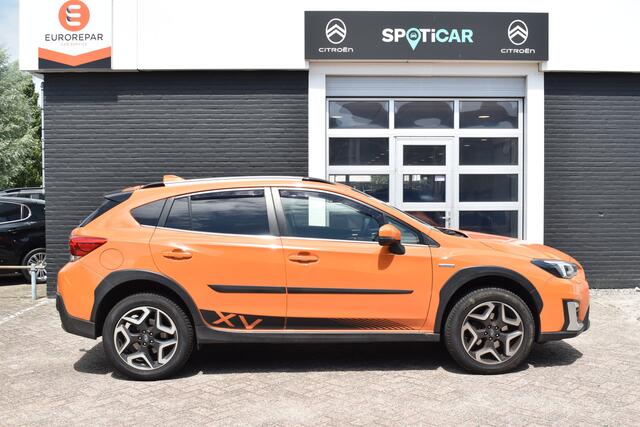 Subaru XV 2.0i e-BOXER Premium Hybride | Leder | Trekhaak | Open dak | Navigatie Zeer Compleet |