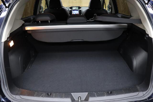 Subaru XV 2.0i e-BOXER Premium AWD | Elek. Schuifdak | Afneembare Trekhaak | Adaptive-cruise | Camera | Clima | Leder | Navigatie | Apple Carplay & Android Auto | Keyless | Stoelverwarming | Dodehoekdetectie