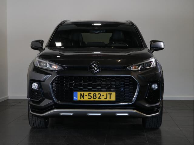 Suzuki Across 2.5 Plug-in Hybrid Style | Afneembare trekhaak | Stuurverwarming |