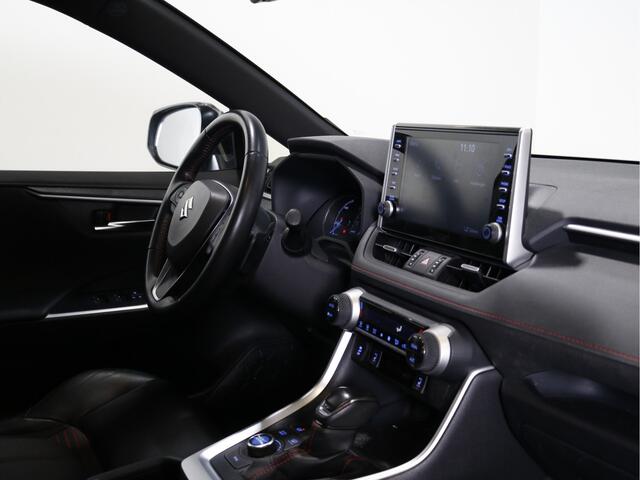 Suzuki Across 2.5 Plug-in Hybrid Style | Afneembare trekhaak | Stuurverwarming |