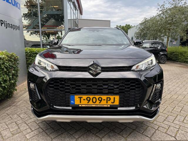 Suzuki Across 2.5 Stijl Plug inn Hybrid 4WD - Trekhaak / Treeplankset verlicht