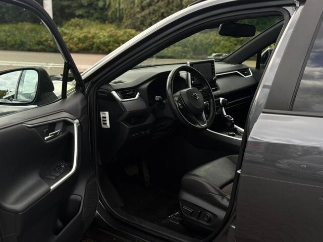 Suzuki Across 2.5 PLUG-IN STYLE TREKHAAK CARPLAY SENSOREN STOEL EN STUURVERWARMING