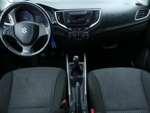 Suzuki BALENO 1.2 Exclusive Dealer onderhouden, 2de Eigenaar, Trekhaak, All Season Banden