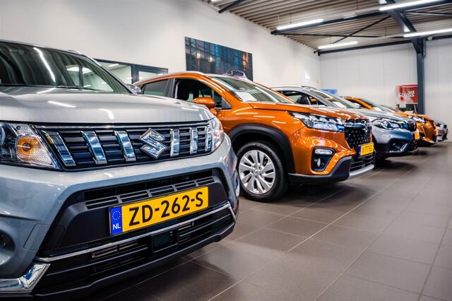 Suzuki IGNIS 1.2 Select | Navigatie | Parkeercamera | Apple Carplay/Android Auto