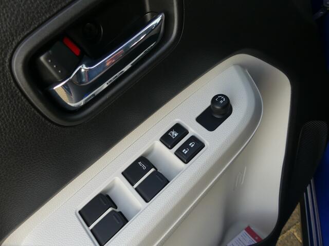 Suzuki IGNIS 1.2 Stijl Smart Hybrid Trekhaak, Navigatie, Cruise control