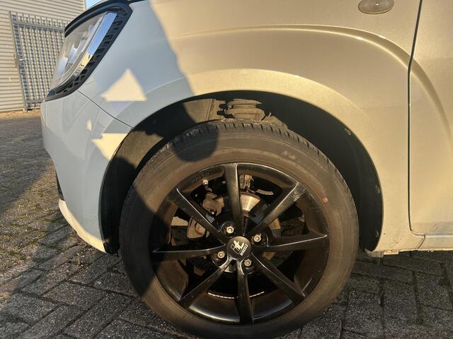 Suzuki IGNIS 1.2 Smart Hybrid Comfort