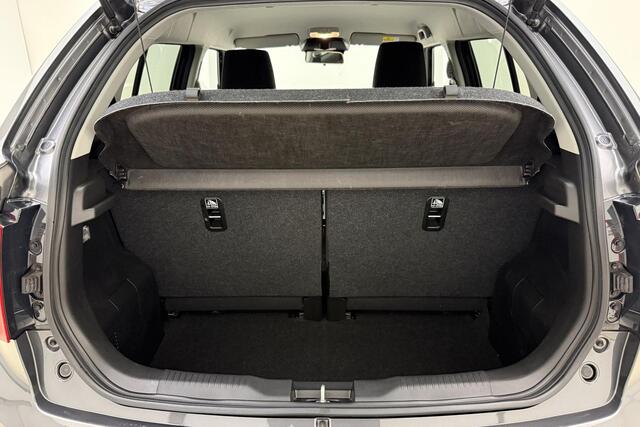 Suzuki IGNIS 1.2 Smart Hybrid Style 83pk | Automaat | Navigatie | Climate Control | Camera | Stoelverwarming | Hoge Zit | Lichtmetalen Velgen