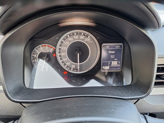 Suzuki IGNIS 1.2 Smart Hybrid Style Trekhaak Navi Cruise Stoelverwarming Verschuifbare achterbank Apple/Android auto