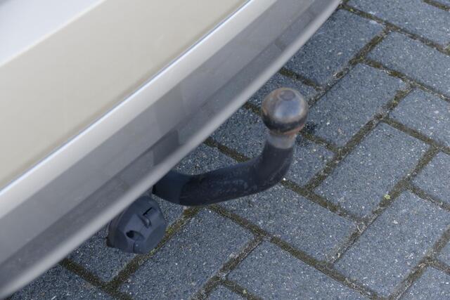 Suzuki IGNIS 1.2 Smart Hybrid Select | NET BINNEN | Trekhaak | Airco | Stuurwielbediening| Rijklaarprijs |