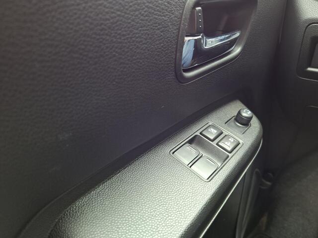 Suzuki IGNIS 1.2 Smart Hybrid Comfort Bluuetooth/ Zuinig