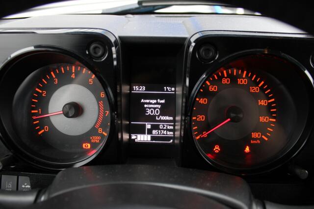 Suzuki JIMNY 1.5 Stijl | 4 Persoons | Navigatie | Stoelverwarming | Clima