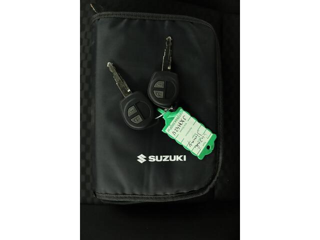 Suzuki JIMNY 1.5 Select | AUTOMAAT | 4X4 | Airco | Cruise control | Stoelverwarming | Trekhaak |