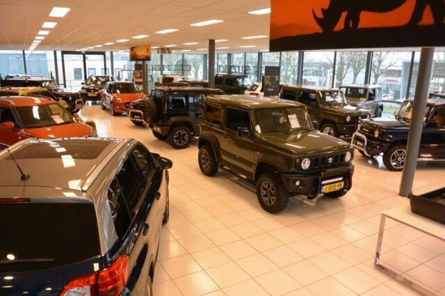 Suzuki JIMNY 1.5 AUTOMAAT 4-persoons AllGrip (4x4) - Vele extra's