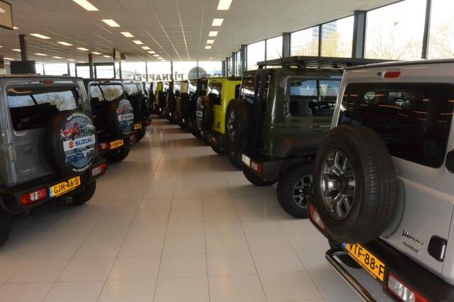 Suzuki JIMNY 1.5 Stijl AllGrip (4x4) 4-persoons Navigatie/Leder/Cruise control