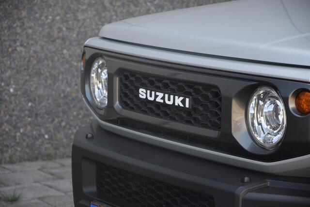 Suzuki JIMNY 1.5 Stijl | Nieuwstaat!! | Nederlands en dealer onderhouden | Trekhaak afneembaar |