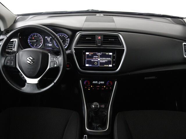 Suzuki S-Cross 1.0 Boosterjet Exclusive | Apple Carplay / Android Auto (Navigatie) | Keyless Entry | Achteruitrijcamera | Stoelverwarming | Parkeersensoren rondom | Climate Control |