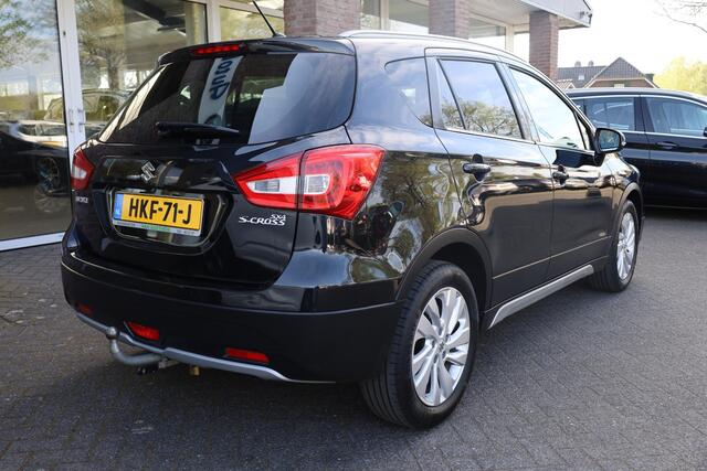 Suzuki S-Cross 1.0 Boosterjet Exclusive TREKHAAK-AFN. CAMERA STOELVERW. NAVI CRUISE PDC CLIMA 17"LMV