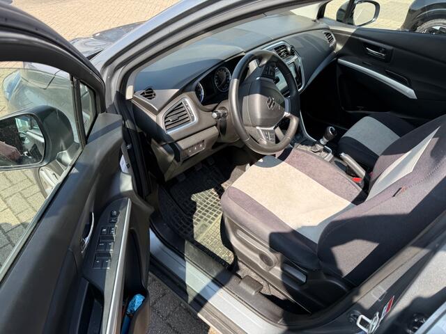 Suzuki S-Cross 1.4 BOOSTERJET EXCLUSIVE Keyless | NAP! | Carplay/Android | Stoelverwarming