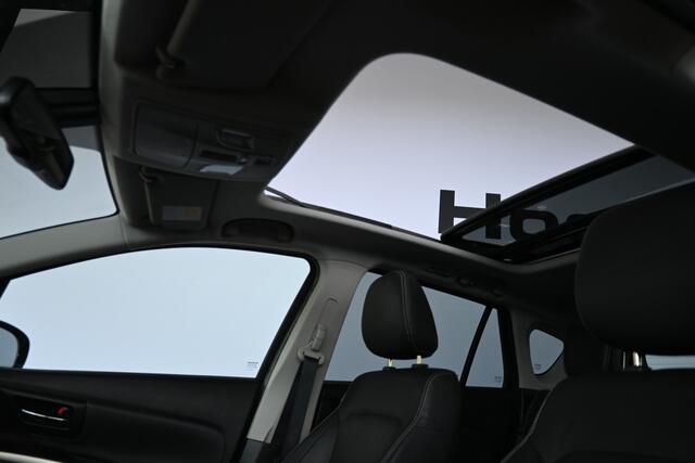 Suzuki S-Cross 1.0 Boosterjet Stijl Clima Navigatie Panoramadak Rijklaarprijs Inruil Mogelijk!