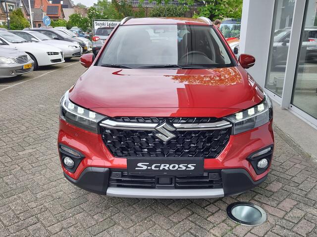 Suzuki S-Cross 1.4 BOOSTERJET STYLE SMART HYBRID Beschikbaar! | Met 6 JAAR GARANTIE! | Inclusief ¤ 2.000,- Voorraad Voordeel