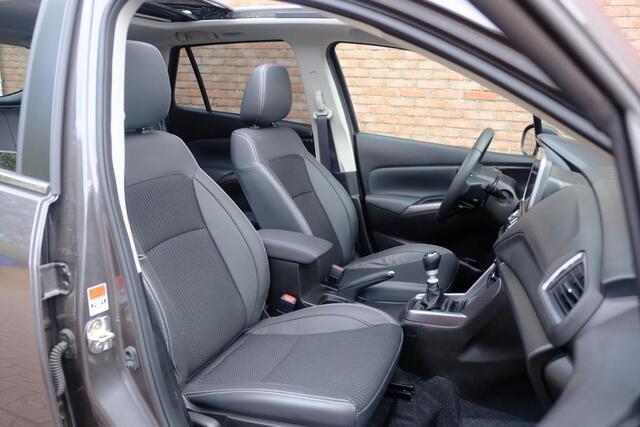 Suzuki S-Cross 1.4 Boosterjet 130pk Style Smart Hybrid | Navi | App Connect | Climate | Adaptive Cruise | Panoramadak | 360° Camera | Keyless | Blind Spot