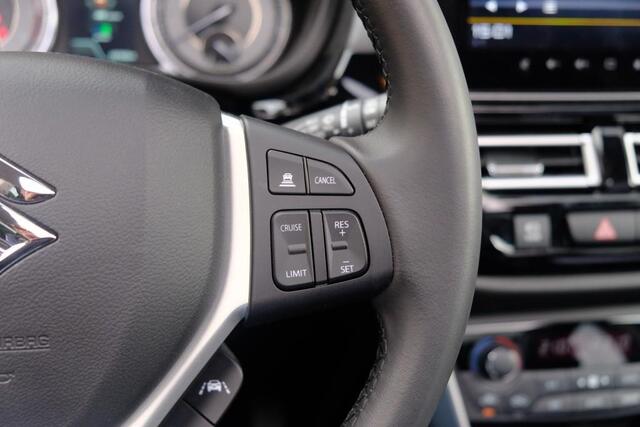 Suzuki S-Cross 1.4 Boosterjet 130pk Style Smart Hybrid | Navi | App Connect | Climate | Adaptive Cruise | Panoramadak | 360° Camera | Keyless | Blind Spot