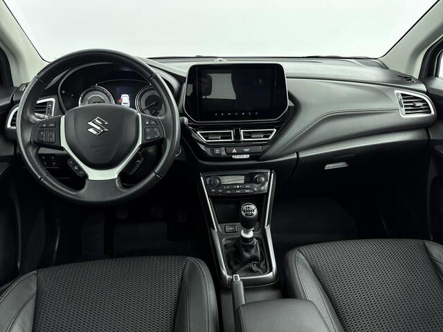 Suzuki S-Cross 1.4 Boosterjet Style Smart Hybrid | Elektrisch glazen panorama-dak | 360° Camera | Stoelverwarming | Parkeersensoren | Half lederen bekleding |