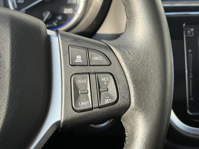 Suzuki S-Cross 1.4 Boosterjet Style Smart Hybrid / Eerste Eigenaar / Dealer Onderhouden / Lederen Bekleding / Navigatie / Stoelverwarming / Panoramadak / Climate Control / Adaptive Cruise Control /