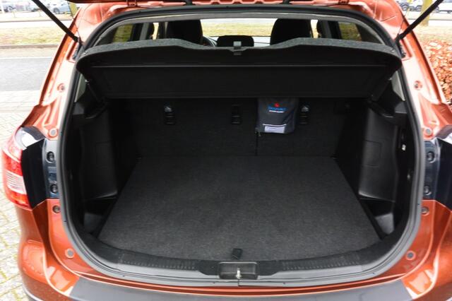 Suzuki S-Cross 1.0 Select Turbo Boosterjet 5-deurs met trekhaak afneembaar