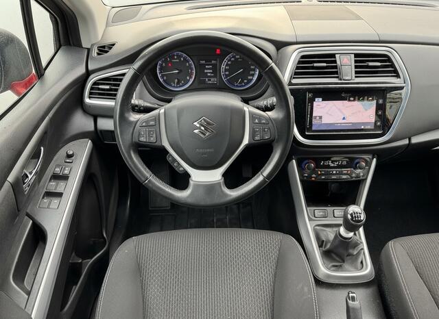 Suzuki S-Cross 1.4 B-jet Select Smart Hybrid, Camera | Navigatie