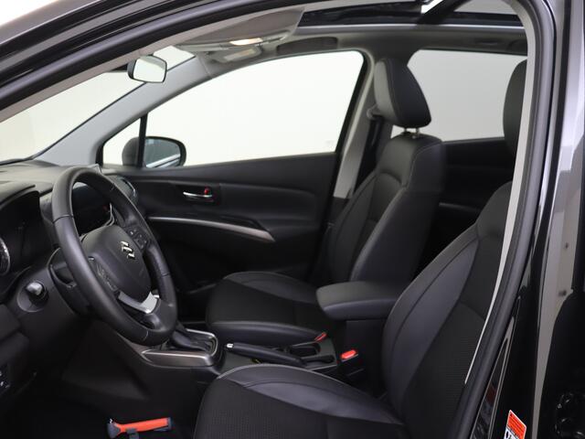 Suzuki S-Cross 1.5 Hybrid Style | Afn. Trekhaak | Adaptive Cruise | Schuifdak |