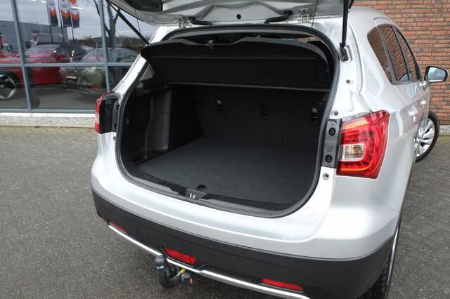 Suzuki S-Cross 1.0 B.jet Select Trekhaak, Achteruitrijcamera