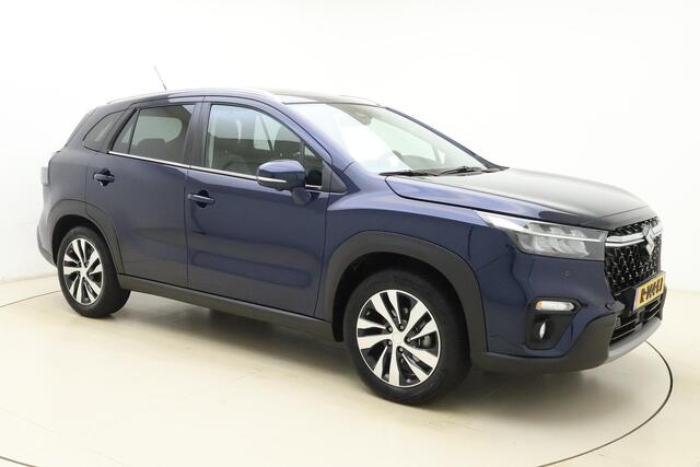 Suzuki S-Cross 1.4 Boosterjet Style Smart Hybrid | Panoramisch schuif/kanteldak | Trekhaak | Navigatie | Elektrisch inklapbare spiegels | Climate control | Stoelverwarming | Weinig kilometers